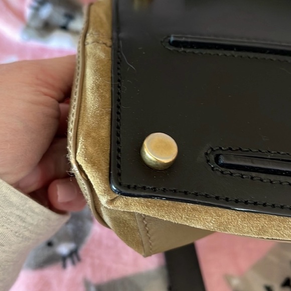 Authentic YSL Muse 2 - Picture 11 of 16